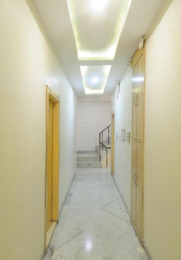 Hotel Prince Palace Deluxe New Delhi Exterior foto